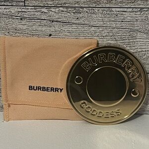GWP: Burberry Goddess Gold Mirror